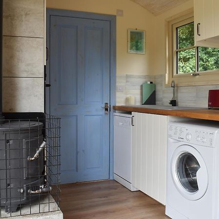 The Shepherds Hut Herstmonceux المظهر الخارجي الصورة